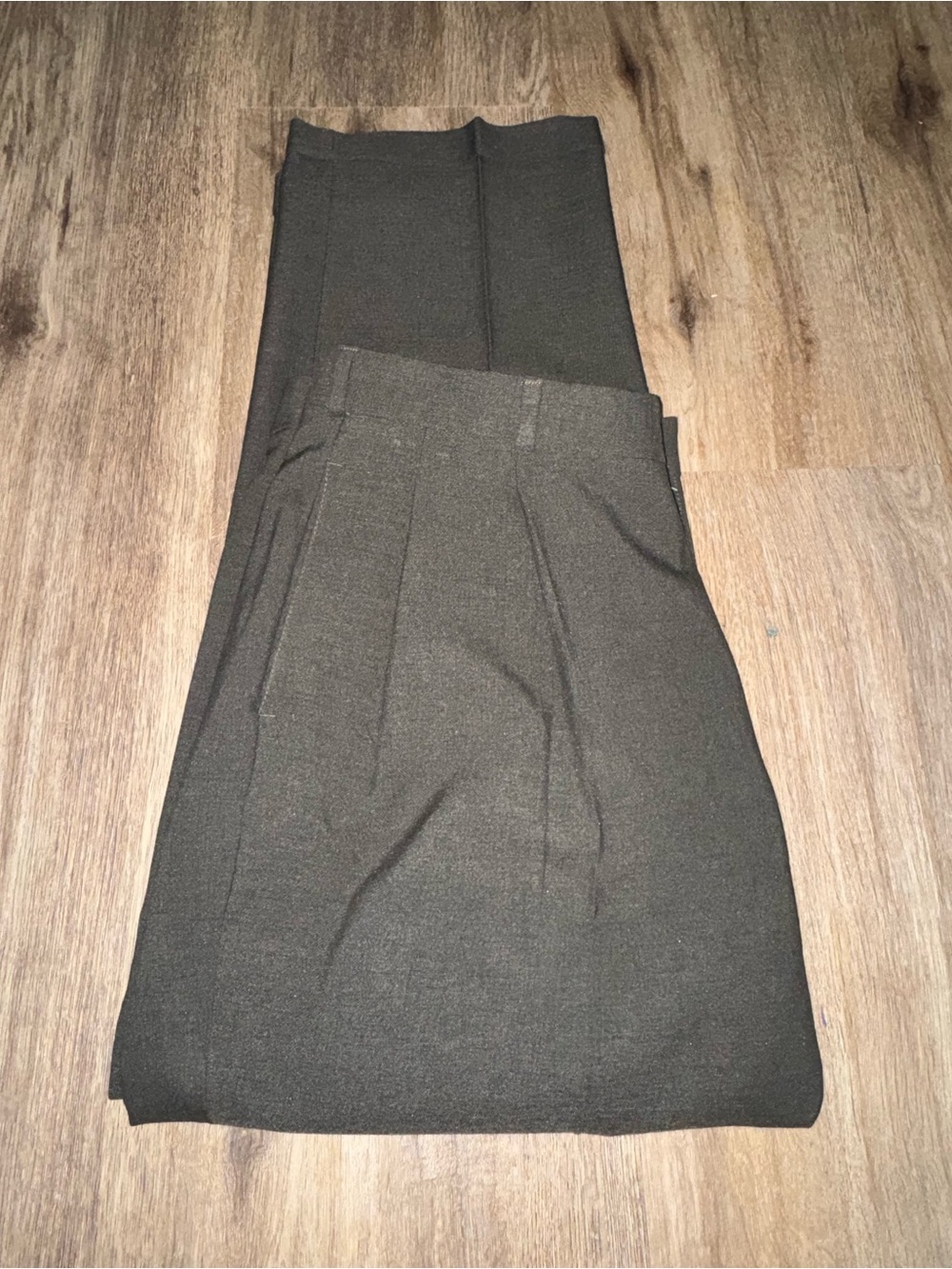Vintage 90’s Slates Men's Pleated Dress Pants in Dark Olive Sz 36x29
